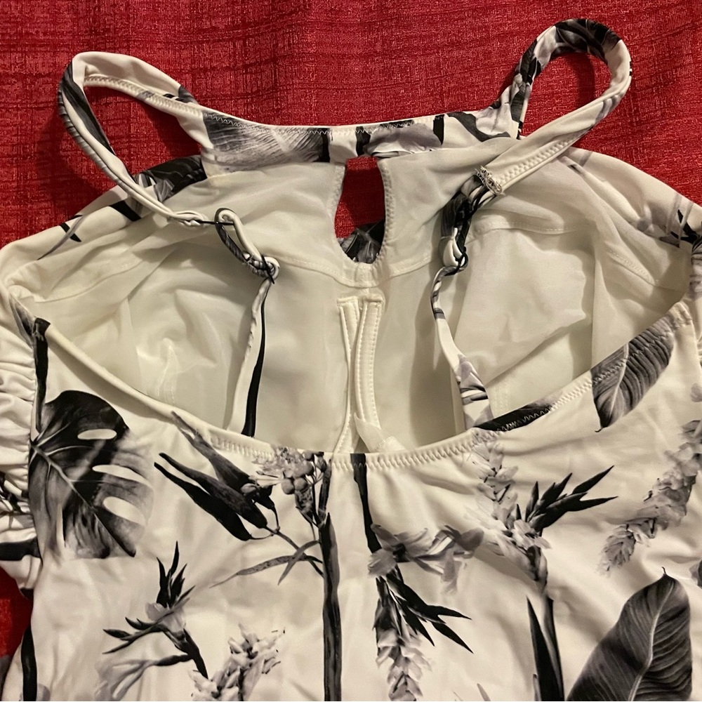 Fantasie Cocoa Island
High Neck Swimsuit - Picture 3 of 7
